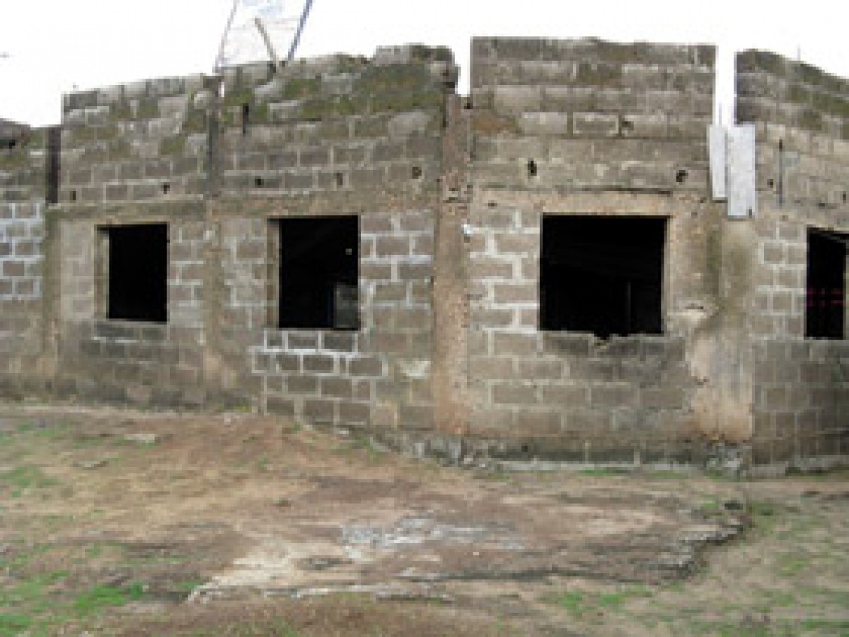 Biserica mistuita de flacari in Nigeria