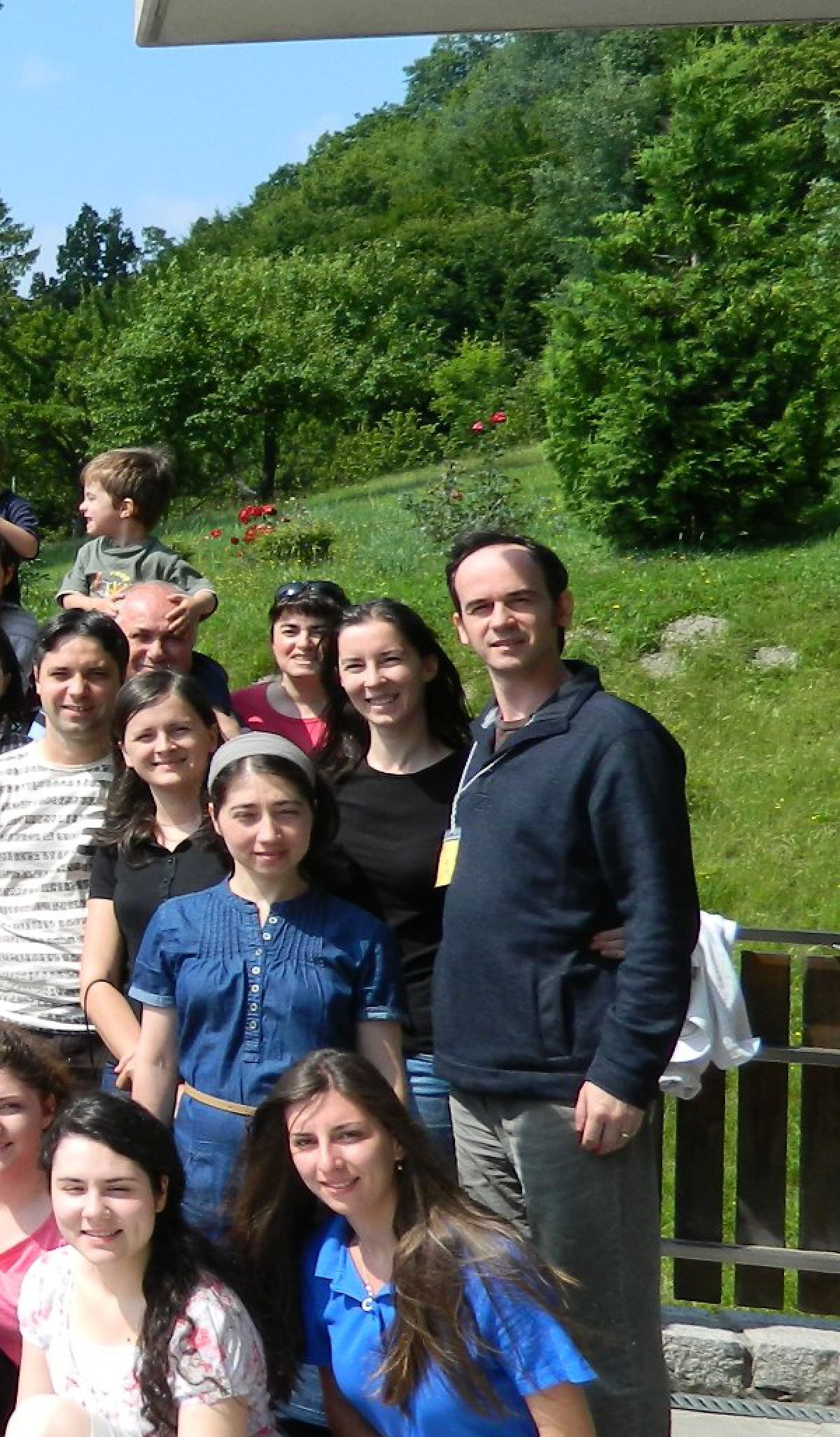 Iosua 1:6 Întăreşte-te şi îmbărbătează-te! – Familia Dumitriu cu Wycliffe România