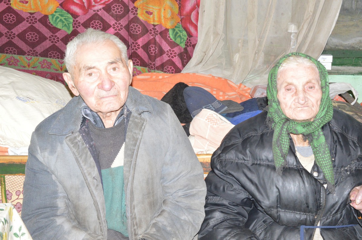 Copii orfani, mame vaduve, copii ai strazii, batrani nevoiasi, oameni ai strazii, familii sarace, au fost ajutati de Sarbatori